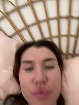 Snapshot of Cameron_diazz chatting on March 2026 10:42:01 AM Cameron diazz online show from March 2026 10:42:01 AM