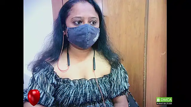 Snapshot of sexynayan23 chatting on February 2026 05:11:01 AM sexynayan23 online show from February 2026 05:11:01 AM