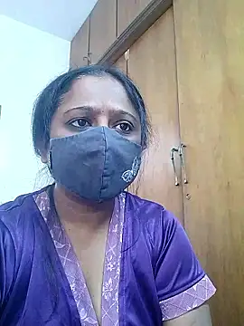 Snapshot of sexynayan23 chatting on March 2026 05:13:01 AM sexynayan23 online show from March 2026 05:13:01 AM