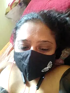 Snapshot of sexynayan23 chatting on April 2026 05:24:02 AM sexynayan23 online show from April 2026 05:24:02 AM