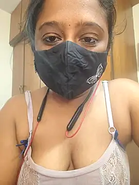 Snapshot of sexynayan23 chatting on April 2026 05:49:02 AM sexynayan23 online show from April 2026 05:49:02 AM