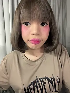 Snapshot of SweetCheska19 chatting on September 2025 08:31:01 PM SweetCheska19 online show from September 2025 08:31:01 PM