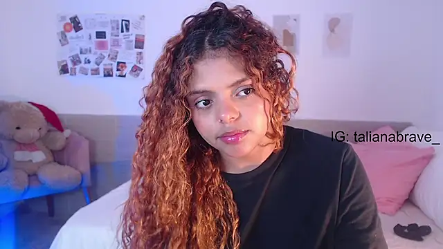 Snapshot of ValienteGirl_ chatting on March 2025 05:51:01 AM ValienteGirl  online show from March 2025 05:51:01 AM