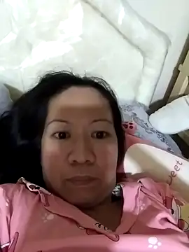 Snapshot of Sweet_Lady30 chatting on March 2025 09:05:02 PM Sweet Lady30 online show from March 2025 09:05:02 PM