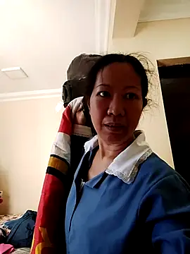 Snapshot of Sweet_Lady30 chatting on March 2025 06:51:02 AM Sweet Lady30 online show from March 2025 06:51:02 AM