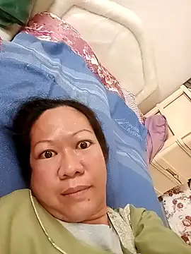 Snapshot of Sweet_Lady30 chatting on September 2025 06:29:02 AM Sweet Lady30 online show from September 2025 06:29:02 AM