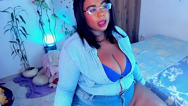 Snapshot of anai_valentinex chatting on March 2026 07:28:01 PM anai valentinex online show from March 2026 07:28:01 PM