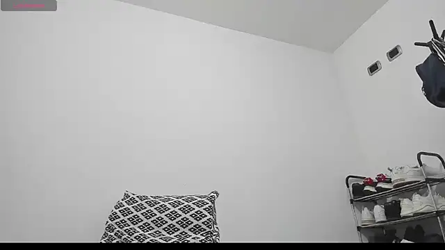 Snapshot of perla_jeff chatting on October 2025 11:11:01 AM perla jeff online show from October 2025 11:11:01 AM