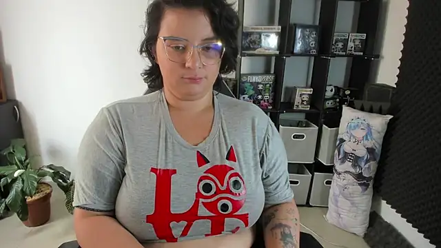 aika-dreams online show from December 2024 03:46:01 PM