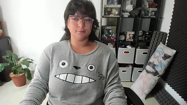 aika-dreams online show from January 2025 03:24:01 PM