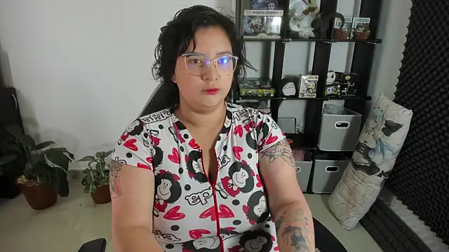 aika-dreams online show from January 2025 12:45:02 PM