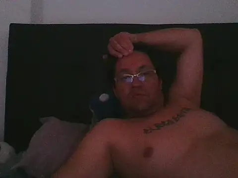 Snapshot of JJ18vader chatting on November 2025 07:58:02 PM JJ18vader online show from November 2025 07:58:02 PM