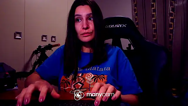 Snapshot of GodlyTheia chatting on March 2025 09:43:02 PM GodlyTheia online show from March 2025 09:43:02 PM