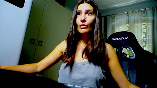 GodlyTheia online show from May 2026 01:41:01 PM