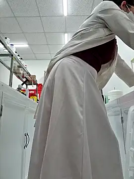 Snapshot of HinaLovely chatting on February 2026 09:40:01 AM HinaLovely online show from February 2026 09:40:01 AM