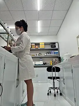 Snapshot of HinaLovely chatting on March 2026 03:12:02 AM HinaLovely online show from March 2026 03:12:02 AM