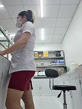 Snapshot of HinaLovely chatting on March 2026 03:28:01 AM HinaLovely online show from March 2026 03:28:01 AM