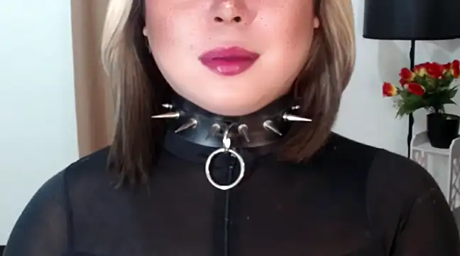 Snapshot of Mistress_DOMnicaaxx chatting on March 2025 04:05:01 AM Mistress DOMnicaaxx online show from March 2025 04:05:01 AM