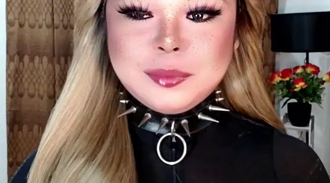 Snapshot of Mistress_DOMnicaaxx chatting on March 2025 03:10:02 AM Mistress DOMnicaaxx online show from March 2025 03:10:02 AM