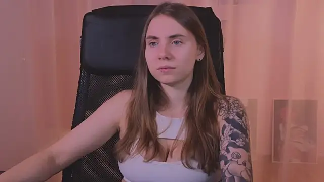  AnnaStark  online show from December 2024 08:53:01 PM