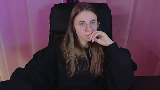  AnnaStark  online show from February 2025 09:17:02 PM