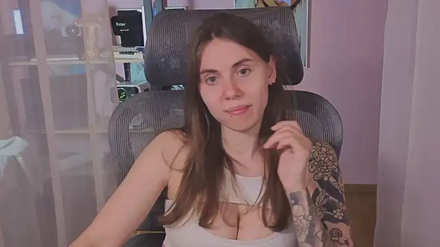 Snapshot of _AnnaStark_ chatting on July 2026 03:23:01 AM AnnaStark online show from July 2026 03:23:01 AM
