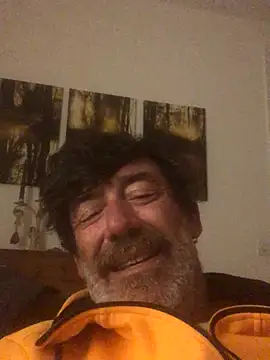 maxximere online show from October 2025 11:48:01 PM