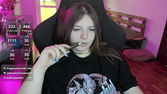 Snapshot of XNirvanaX chatting on March 2026 07:15:01 AM XNirvanaX online show from March 2026 07:15:01 AM