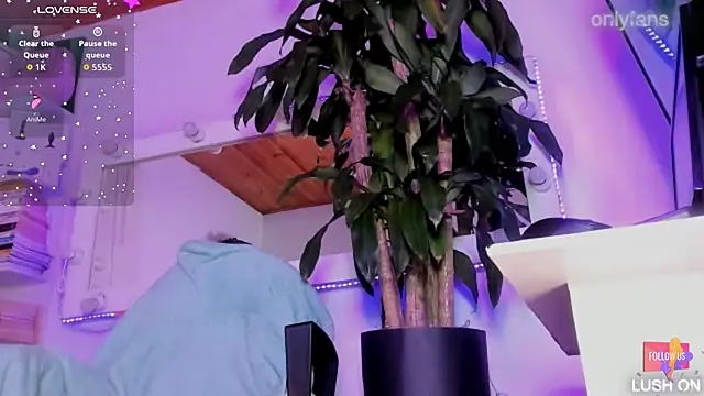 Snapshot of _asscutebig_ chatting on October 2025 05:48:01 AM  asscutebig  online show from October 2025 05:48:01 AM