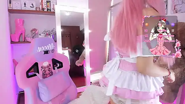 alessandrathedoll online show from February 2025 06:17:01 PM