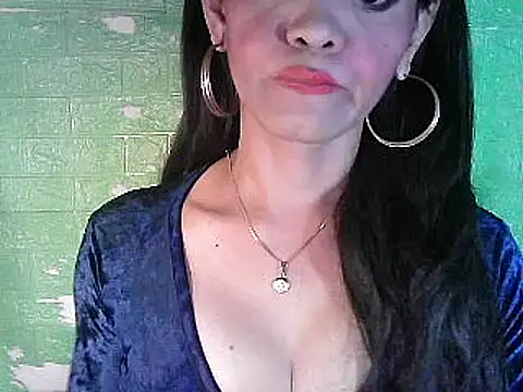 Rosebaumgardner1234 online show from February 2025 03:54:02 PM