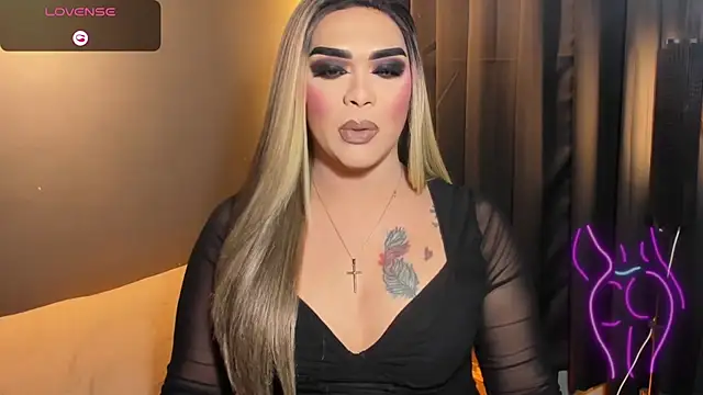 VictoriaEliz online show from November 2025 01:46:01 PM