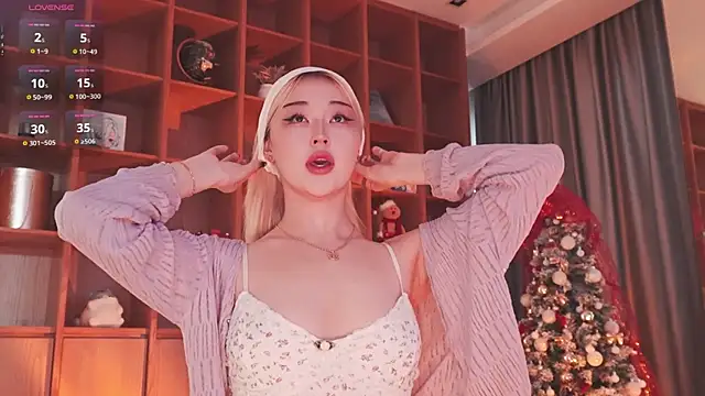 Snapshot of hyun_chia chatting on January 2026 03:01:02 AM hyun chia online show from January 2026 03:01:02 AM