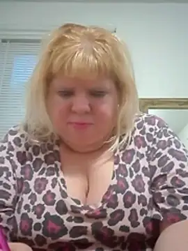 JemJensen30 online show from May 2026 01:25:02 AM