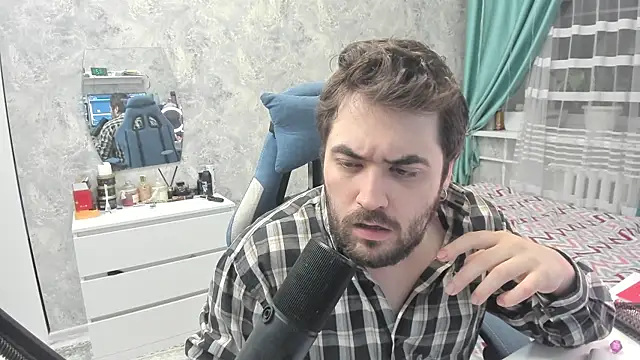 Morlaios online show from January 2025 10:22:01 PM