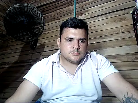 Snapshot of Arcangel_05 chatting on March 2026 02:15:02 AM Arcangel 05 online show from March 2026 02:15:02 AM