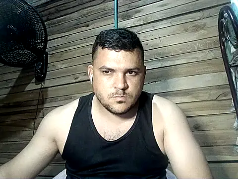 Snapshot of Arcangel_05 chatting on April 2026 04:51:01 AM Arcangel 05 online show from April 2026 04:51:01 AM