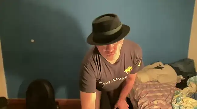 Snapshot of Fabrissi chatting on December 2024 01:11:01 PM Fabrissi online show from December 2024 01:11:01 PM