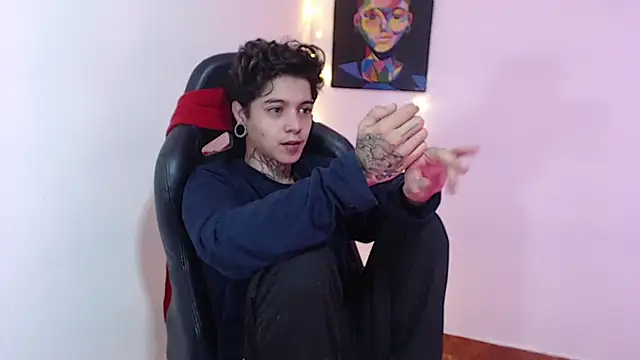 Snapshot of saad_man chatting on December 2024 10:44:02 AM saad man online show from December 2024 10:44:02 AM