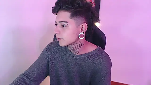 Snapshot of saad_man chatting on December 2024 08:10:02 AM saad man online show from December 2024 08:10:02 AM