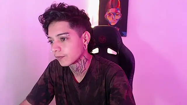 Snapshot of saad_man chatting on January 2025 10:19:01 PM saad man online show from January 2025 10:19:01 PM