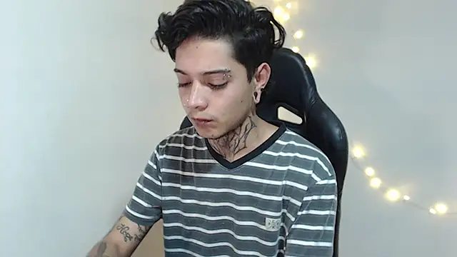 Snapshot of saad_man chatting on January 2025 11:21:02 PM saad man online show from January 2025 11:21:02 PM