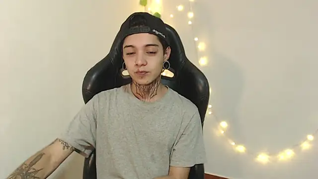 Snapshot of saad_man chatting on January 2025 07:11:02 AM saad man online show from January 2025 07:11:02 AM