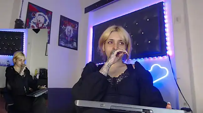 Snapshot of MaryJannes chatting on March 2025 12:20:01 AM MaryJannes online show from March 2025 12:20:01 AM