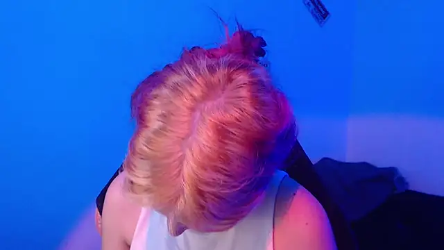 Snapshot of MaryJannes chatting on November 2025 07:41:01 AM MaryJannes online show from November 2025 07:41:01 AM