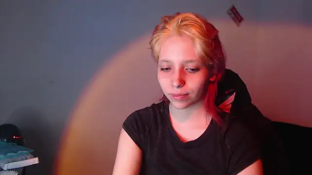 Snapshot of MaryJannes chatting on November 2025 06:35:02 AM MaryJannes online show from November 2025 06:35:02 AM