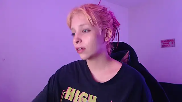 Snapshot of MaryJannes chatting on November 2025 05:51:02 AM MaryJannes online show from November 2025 05:51:02 AM