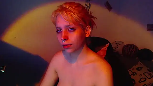 Snapshot of MaryJannes chatting on November 2025 09:01:01 AM MaryJannes online show from November 2025 09:01:01 AM