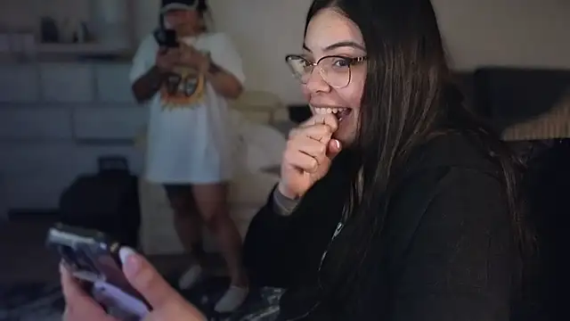 Snapshot of drizzypeach602 chatting on December 2024 06:35:01 AM drizzypeach602 online show from December 2024 06:35:01 AM