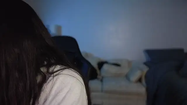 Snapshot of drizzypeach602 chatting on January 2025 04:50:02 AM drizzypeach602 online show from January 2025 04:50:02 AM